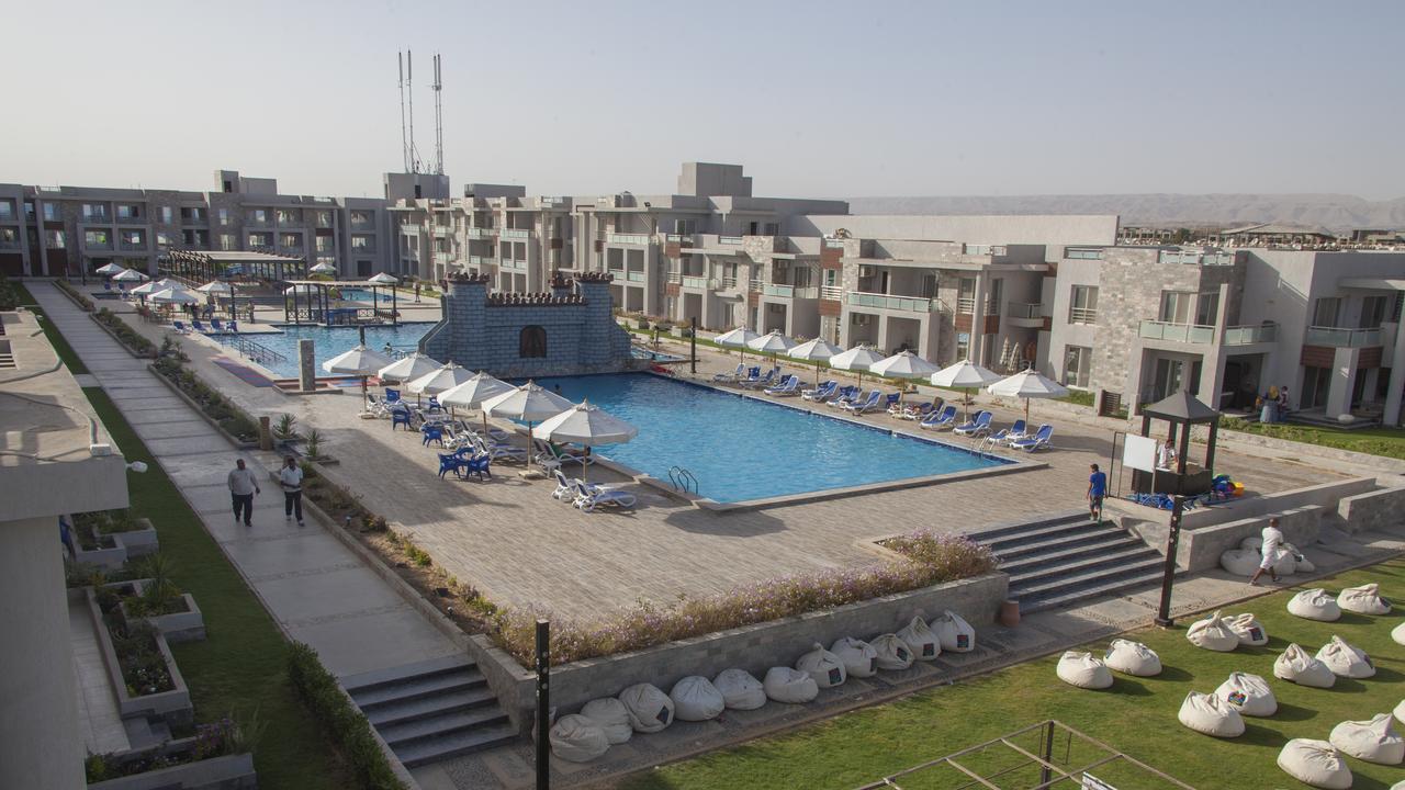 Elite Residence Aqua Park Ain Sukhna Exteriör bild